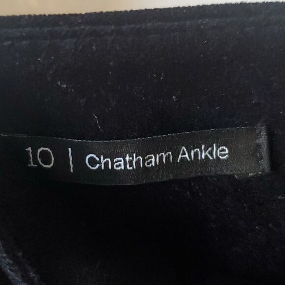 NWOT TALBOTS VELVETEEN BLACK CHATHAM ANKLE PANTS SIZE 10 - Picture 4 of 9